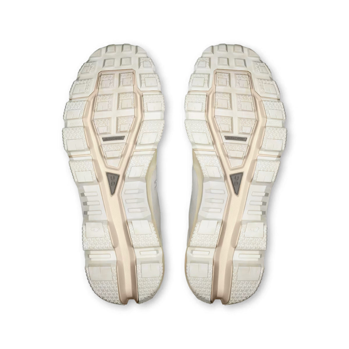 ON Cloudventure LOEWE 2 Eggshell