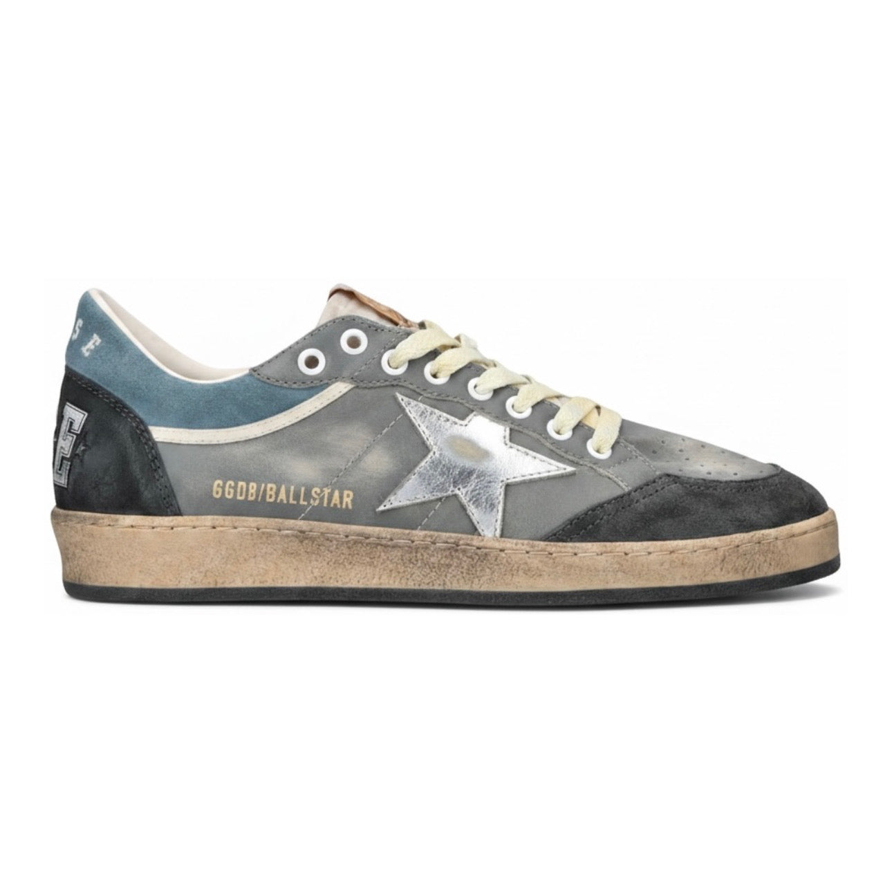 Golden Goose  Ball Star LTD in dark blue leather with beige suede star
