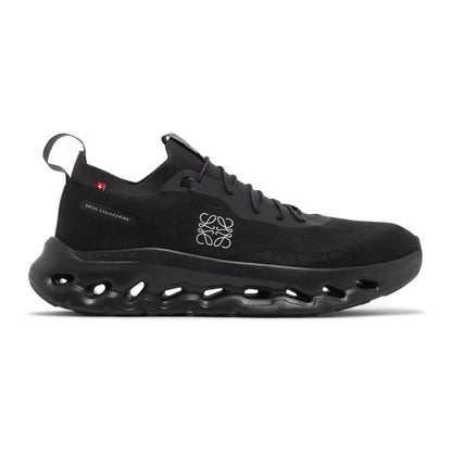 LOEWE x OnCloudtilt All black