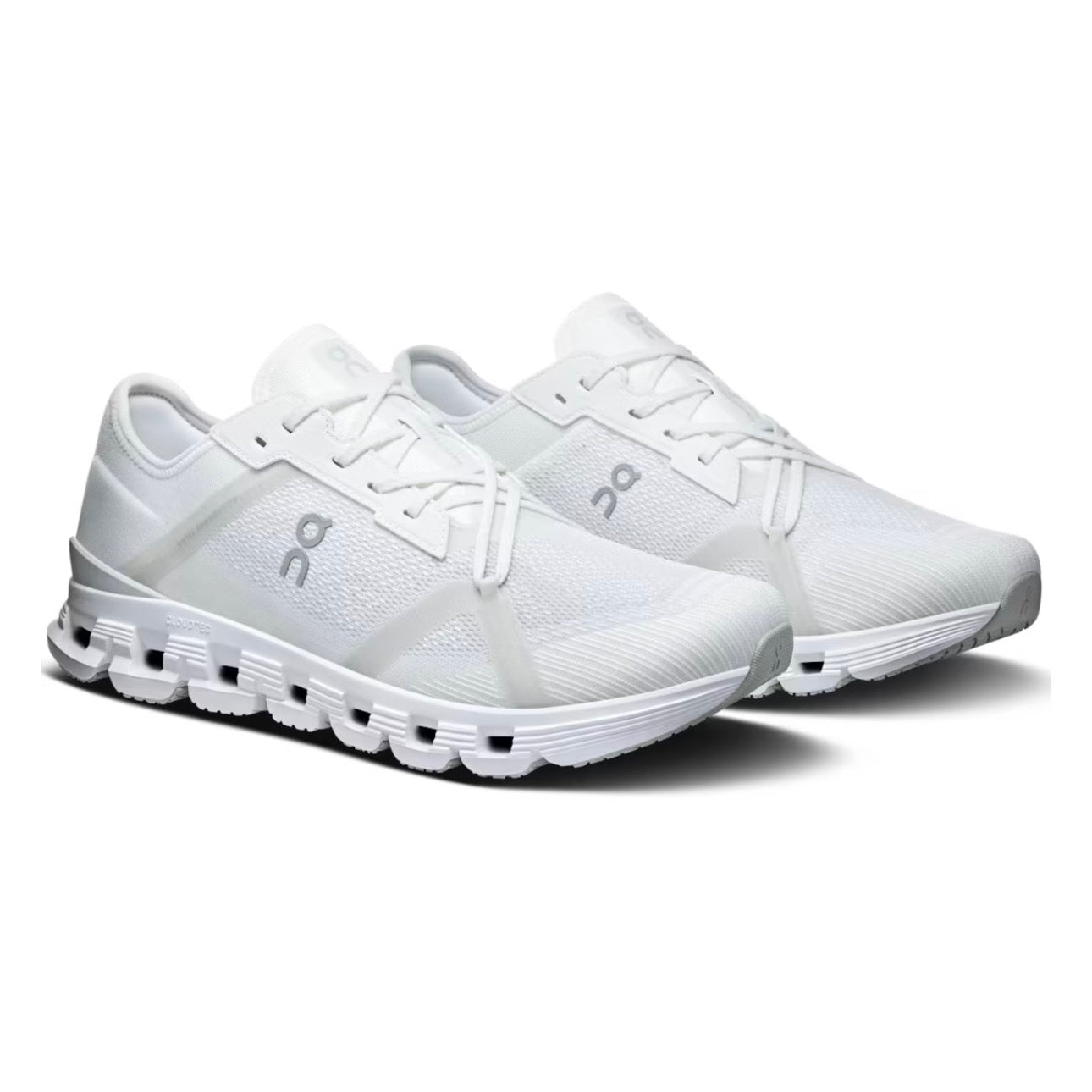 On Running Cloud X 4 AD White Wolf