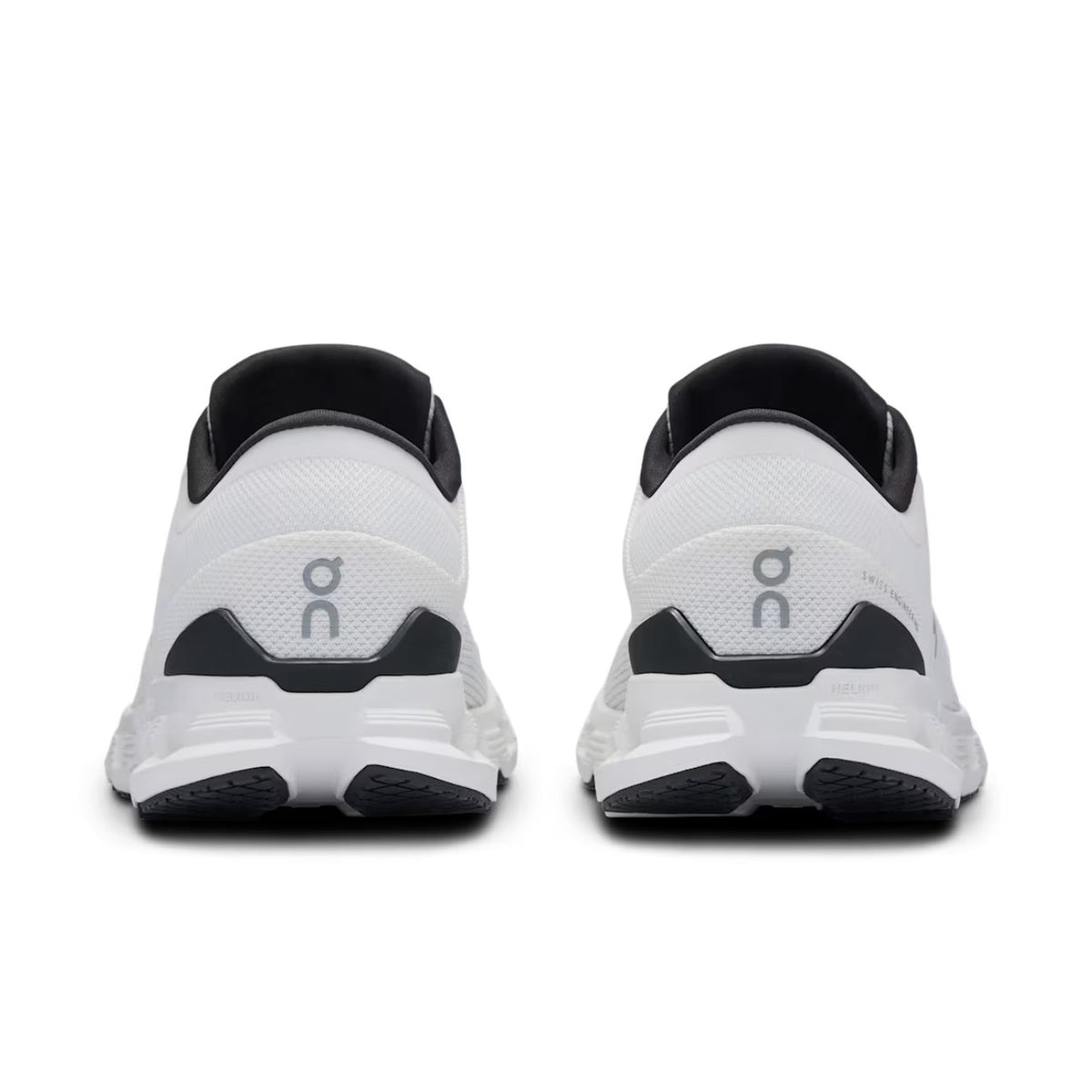 On Running Cloud X4 'Black Ivory'