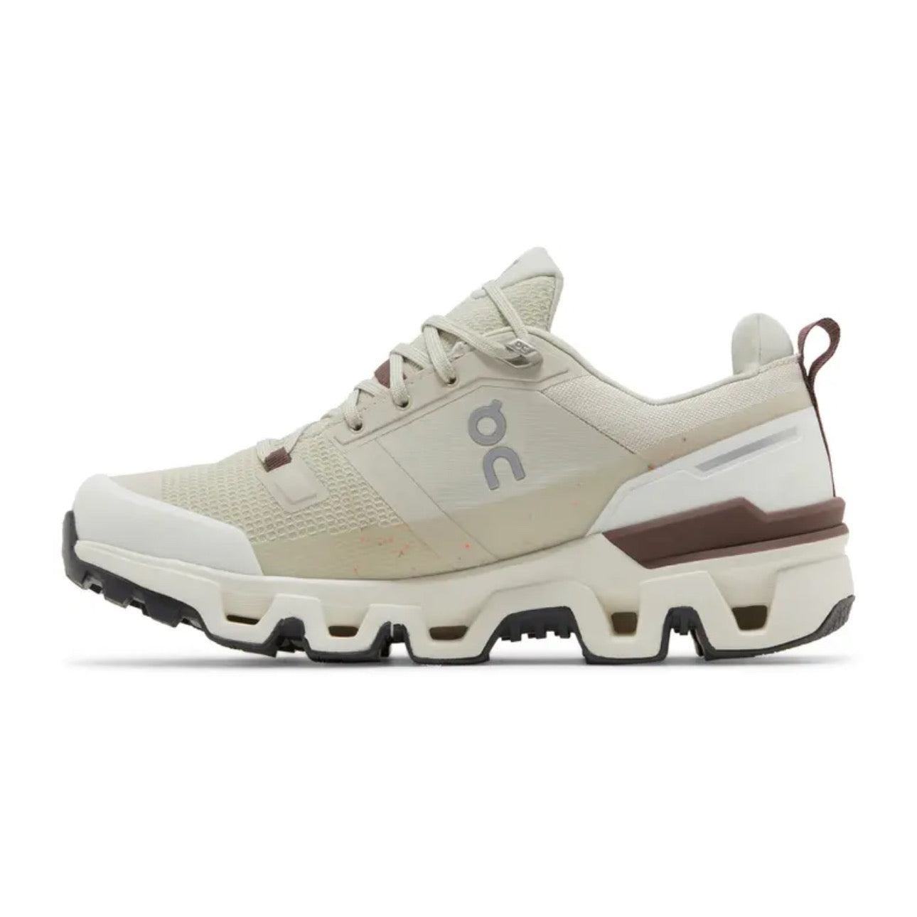 ON Wmns Cloudwander Waterproof 'Sand Ivory'