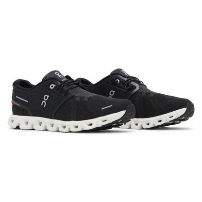 On Running Cloud 5 Black/White