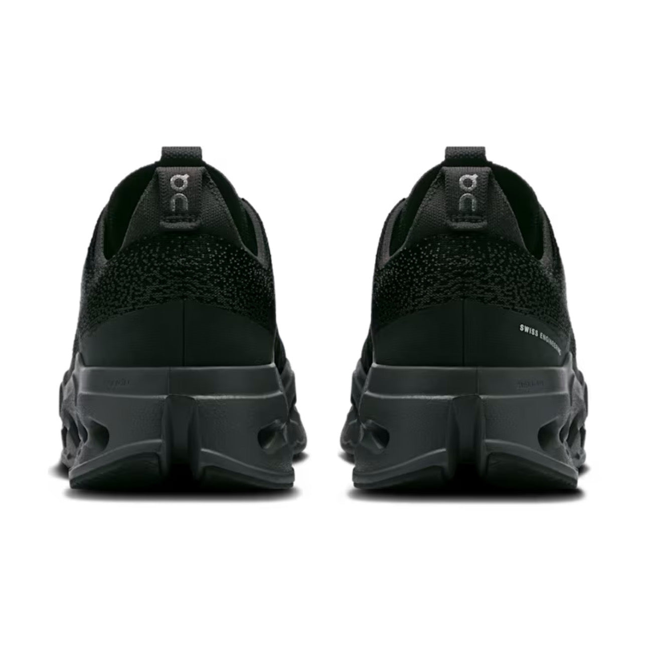ON Cloudsurfer Max Black | Black